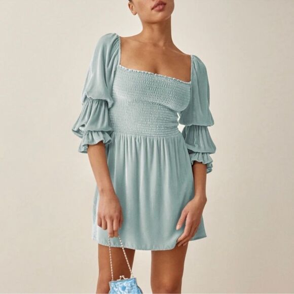 Reformation Dresses & Skirts - Celebrity Worn! Reformation Velvet Dress Albi Light Blue
smock Mini Size Small
